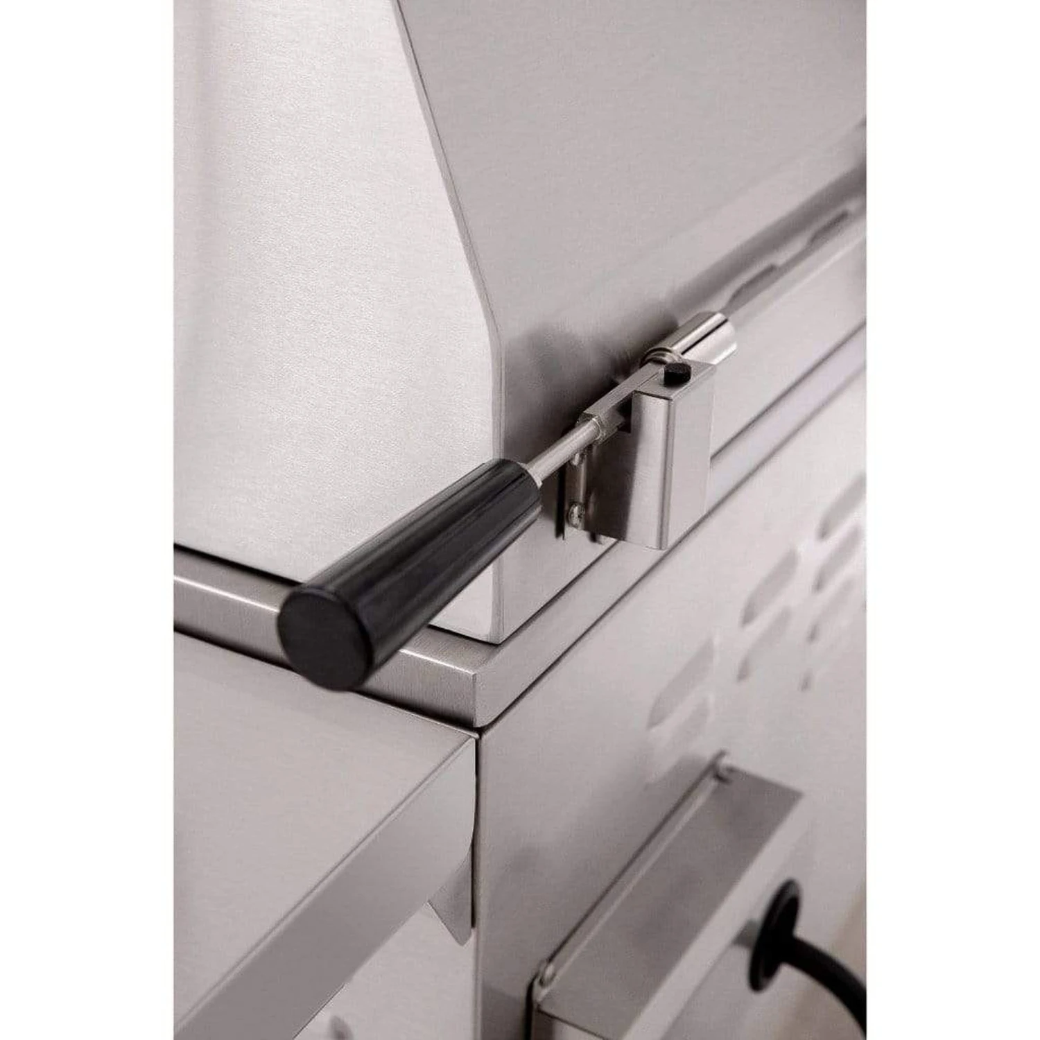 American Made Grills By Summerset Estate Series 42" Built-In Gas Grill 13 American Made Grills By Summerset Estate Series 42" Built-In Gas Grill - Image 13