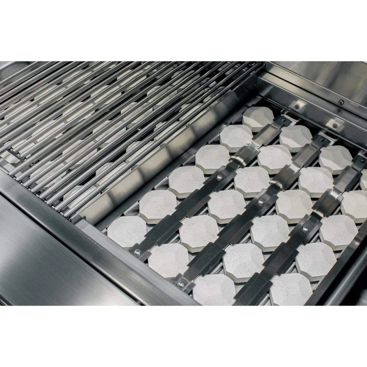 American Made Grills By Summerset Estate Series 42" Built-In Gas Grill 5 American Made Grills By Summerset Estate Series 42" Built-In Gas Grill - Image 5