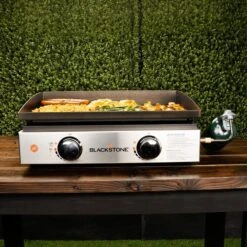 Blackstone 22" Tabletop Propane Gas Griddle -Grill Collection Blackstone 22 Tabletop Propane Gas Griddle 3