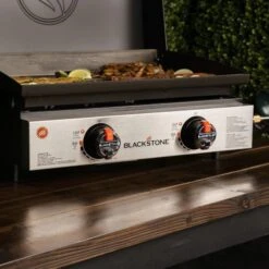 Blackstone 22" Tabletop Propane Gas Griddle With Hood -Grill Collection Blackstone 22 Tabletop Propane Gas Griddle with Hood 3