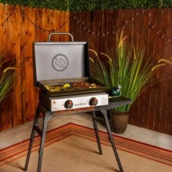 Blackstone 22" Tabletop Propane Gas Griddle With Hood -Grill Collection Blackstone 22 Tabletop Propane Gas Griddle with Hood 5