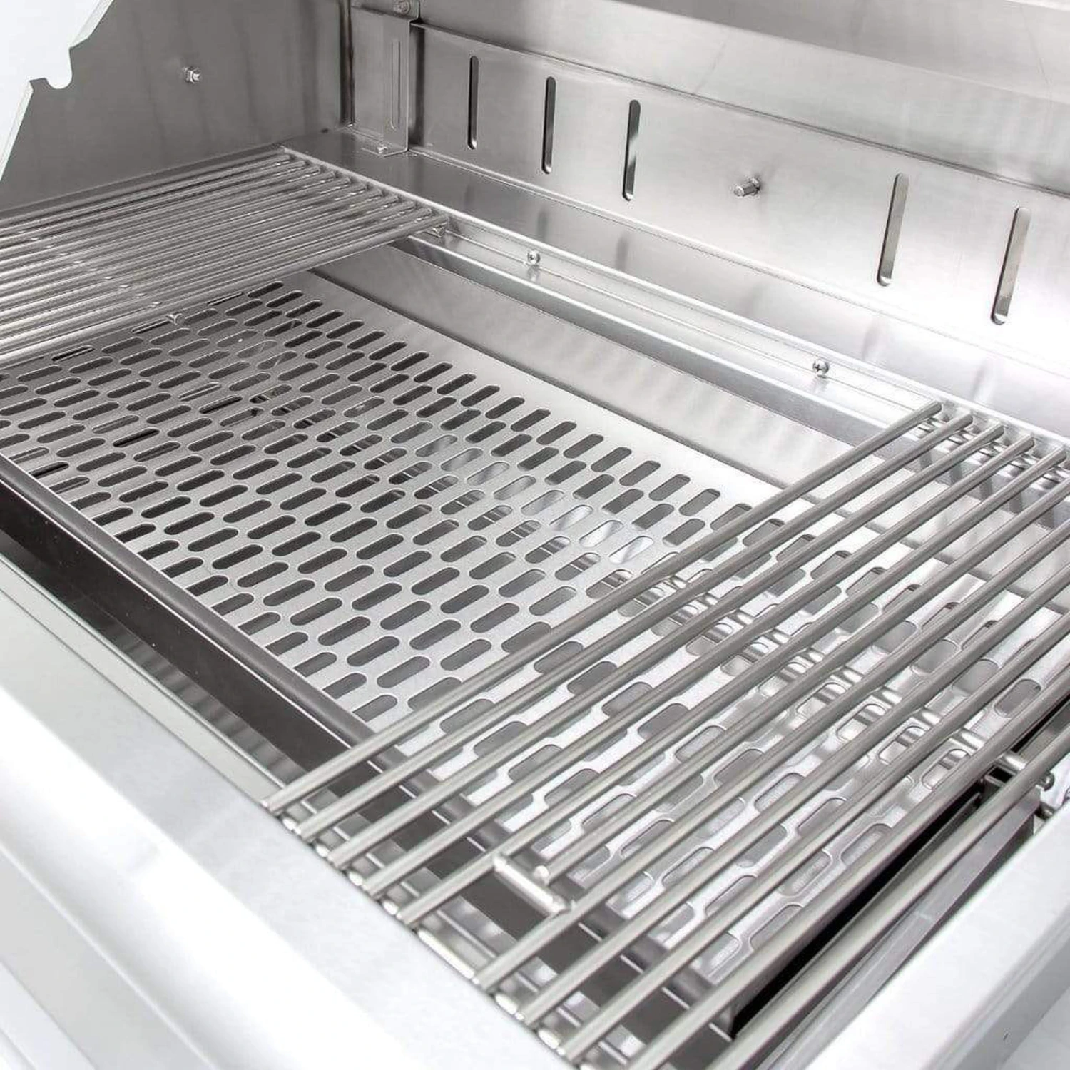 Blaze 32" Freestanding Charcoal Grill With Adjustable Charcoal Tray 7 Blaze 32" Freestanding Charcoal Grill With Adjustable Charcoal Tray - Image 7