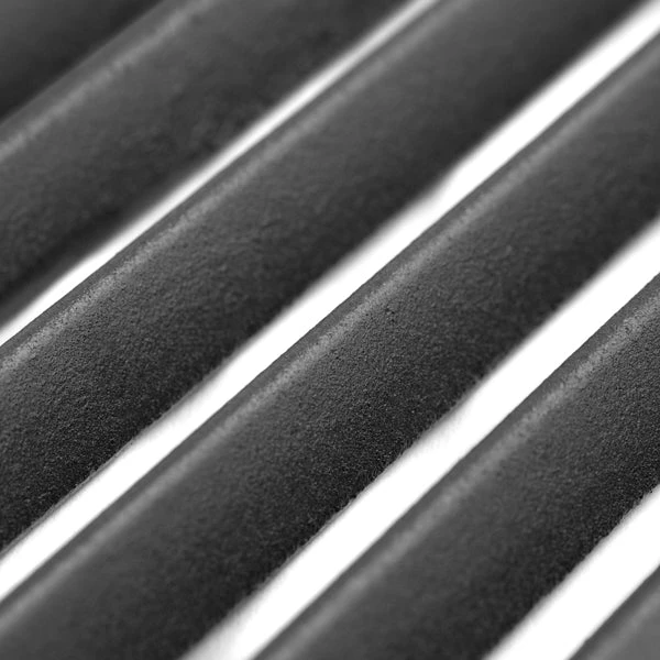 Broil King Crown 520 63" 4-Burner Black Propane Gas Grill 5 Broil King Crown 520 63" 4-Burner Black Propane Gas Grill - Image 5