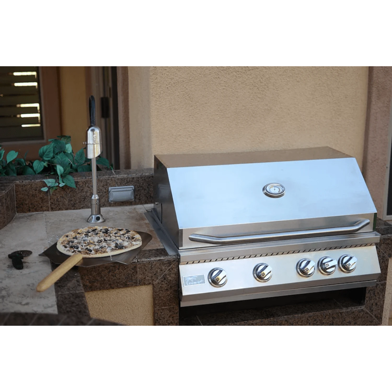 Kokomo Classic 32" 4 Burner Built-in BBQ Natural Gas Grill 7 Kokomo Classic 32" 4 Burner Built-in BBQ Natural Gas Grill - Image 7