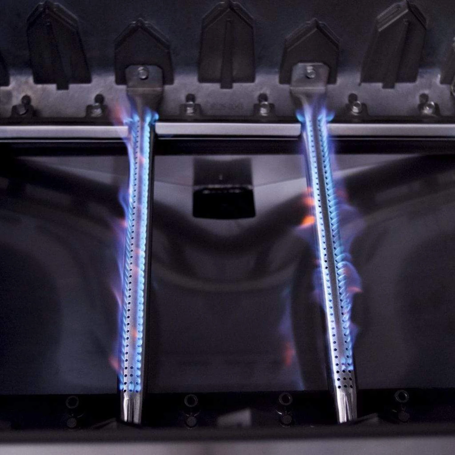 Napoleon Prestige PRO 825 56" Built-in Propane Gas Grill With Infrared Bottom And Rear Burners 16 Napoleon Prestige PRO 825 56" Built-in Propane Gas Grill With Infrared Bottom And Rear Burners - Image 16