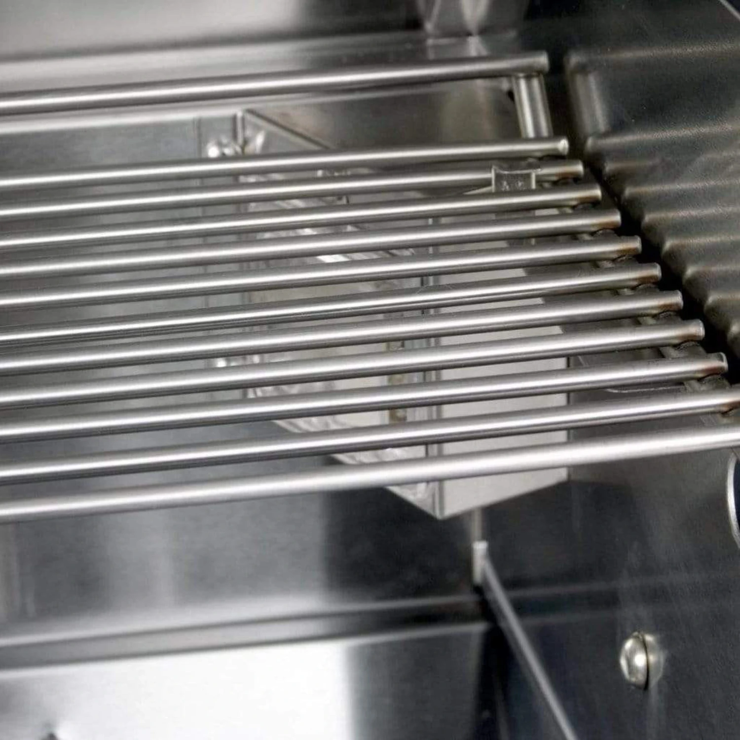 Sole Gourmet Luxury Series 30″ 3-Burner Built-In Natural Gas Grill With Infrared Rear Burner 3 Sole Gourmet Luxury Series 30″ 3-Burner Built-In Natural Gas Grill With Infrared Rear Burner - Image 3