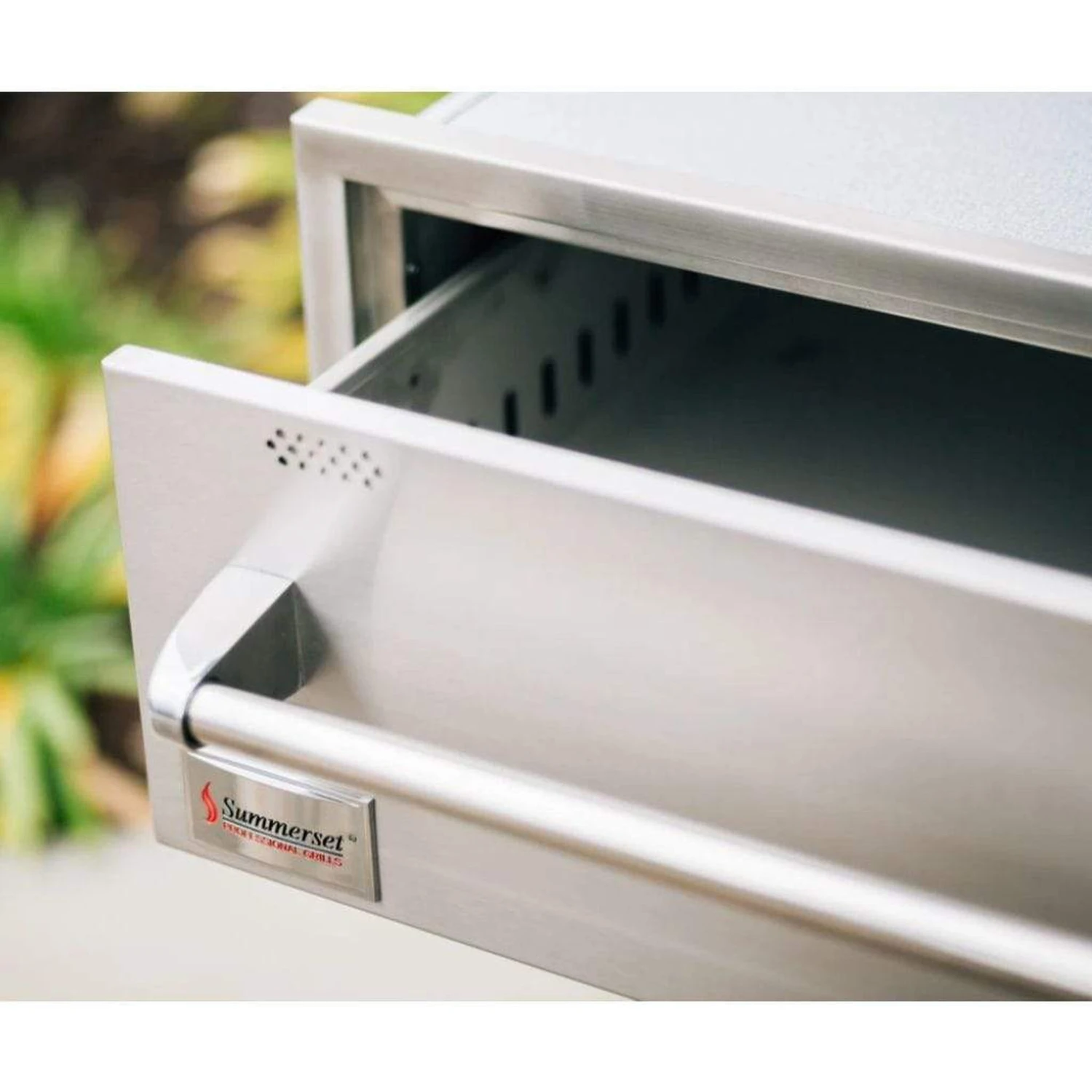 Summerset 36" Stainless Steel Built-In 120V Outdoor Electric Warming Drawer 5 Summerset 36" Stainless Steel Built-In 120V Outdoor Electric Warming Drawer - Image 5