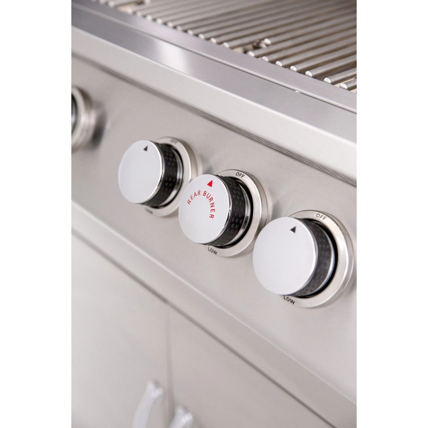 Summerset Sizzler 32" 4-Burner Freestanding Gas Grill 9 Summerset Sizzler 32" 4-Burner Freestanding Gas Grill - Image 9